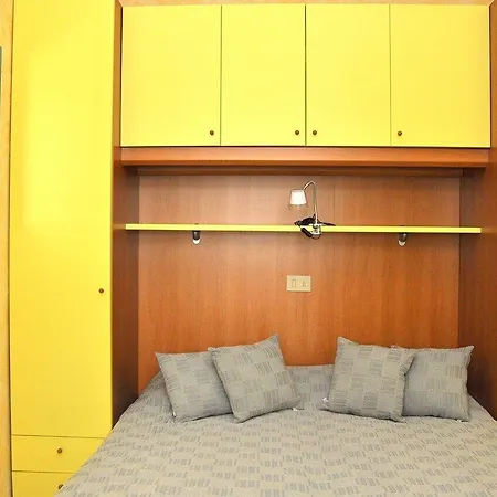 아파트 Peaceful Few Steps From The Center *